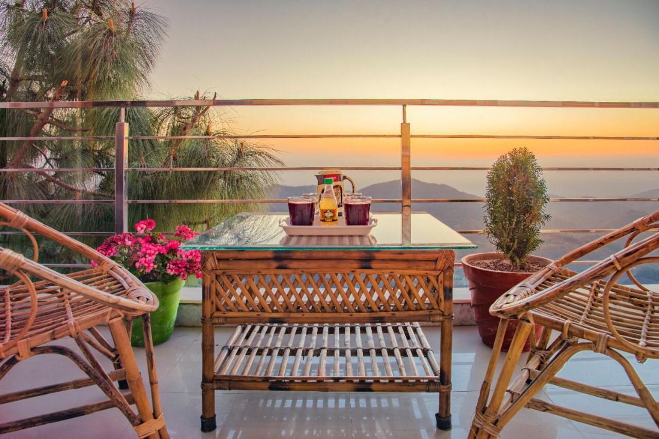Himalyan Basera I Pvt Balcony I Serviced Apt I By Exotic Stays Kasauli Eksteriør billede