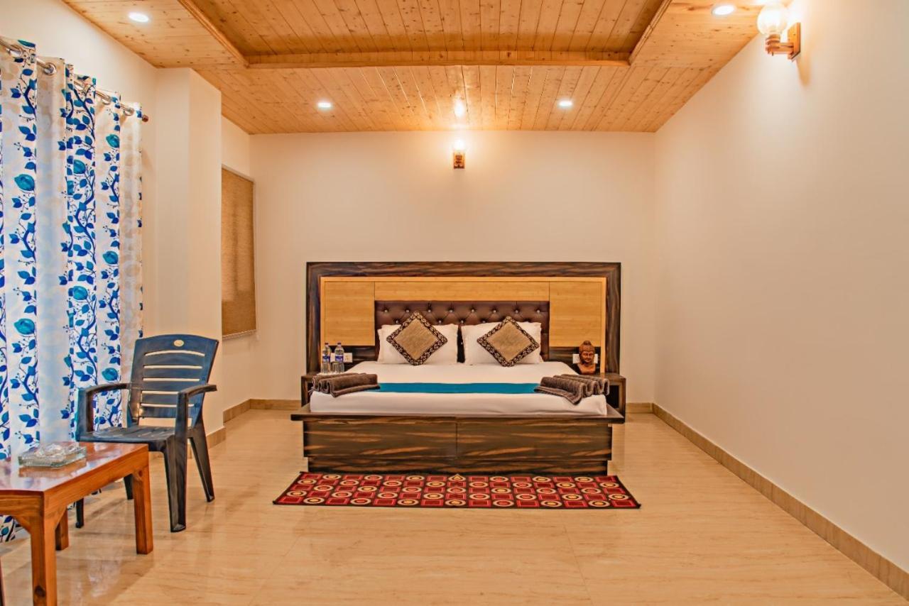 Himalyan Basera I Pvt Balcony I Serviced Apt I By Exotic Stays Kasauli Eksteriør billede