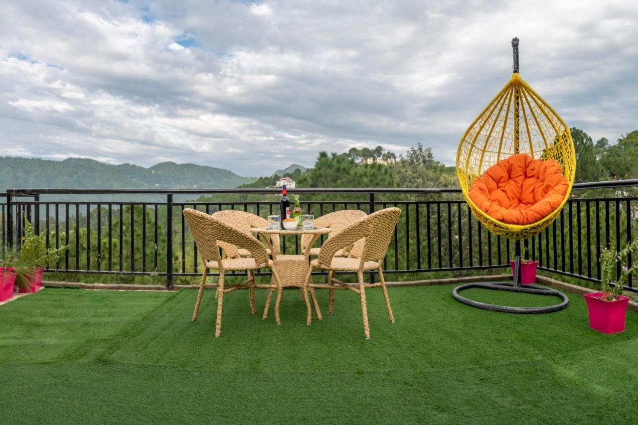 Himalyan Basera I Pvt Balcony I Serviced Apt I By Exotic Stays Kasauli Eksteriør billede